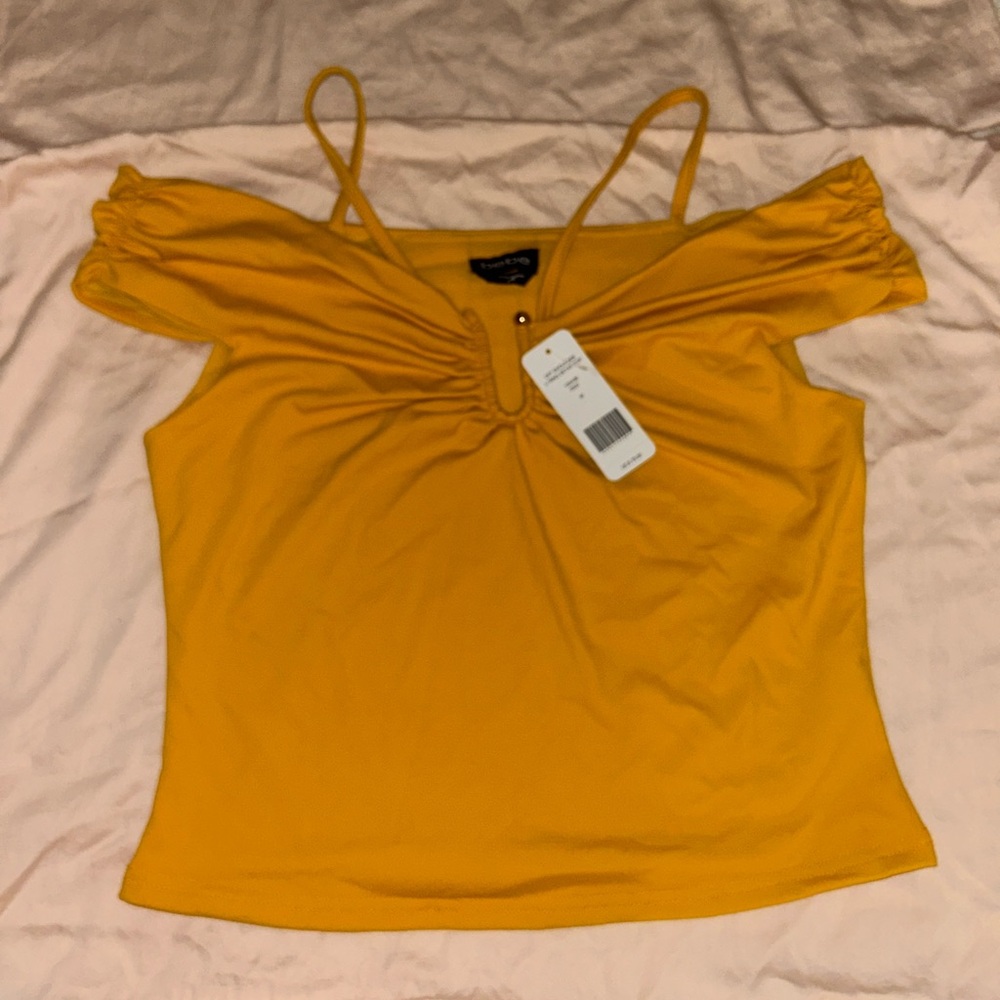 Bebe Off Shoulder Ring Detail Top - MANGO - Picture 3 of 5